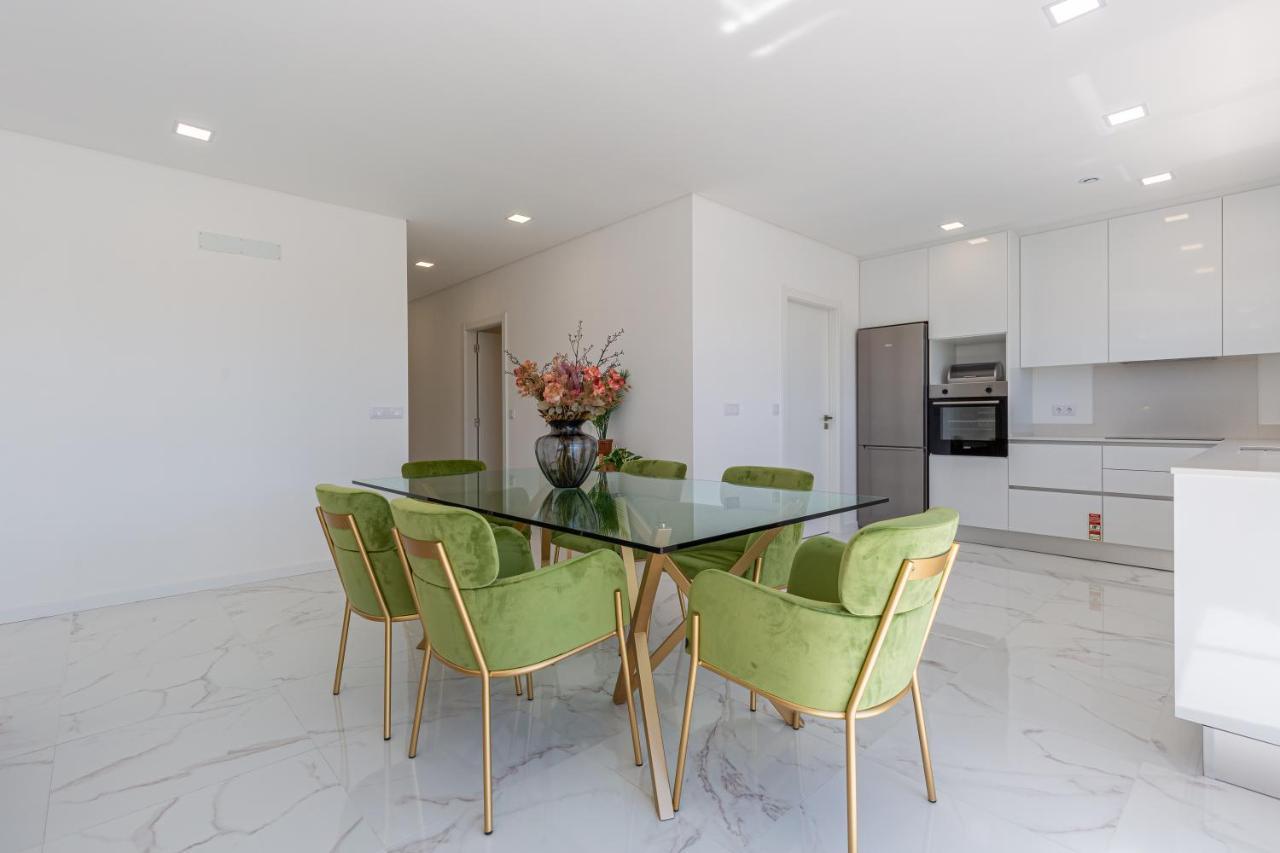 לוריניה Villa Tapisco With Private Pool מראה חיצוני תמונה