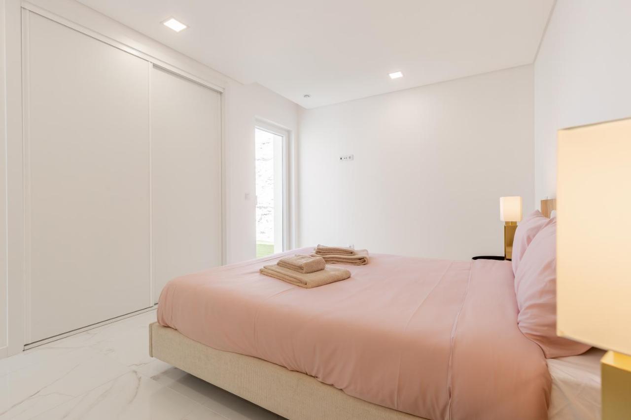 לוריניה Villa Tapisco With Private Pool מראה חיצוני תמונה