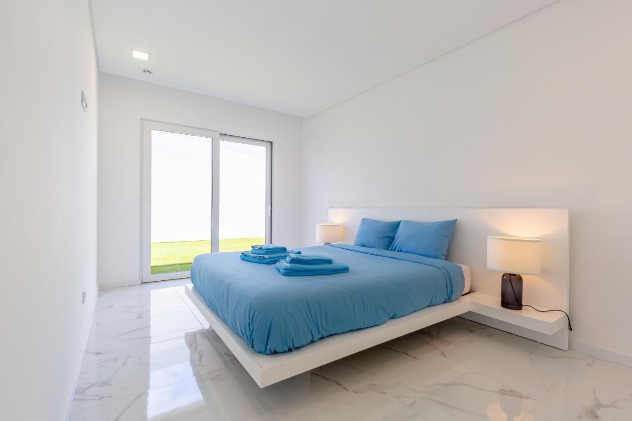 לוריניה Villa Tapisco With Private Pool מראה חיצוני תמונה